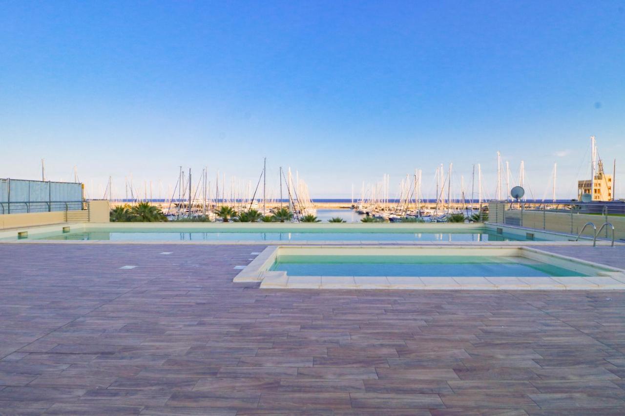 H11 Luxury 9A - Porto - Piscina - Jacuzzi Appartement Santo Stefano al Mare Buitenkant foto